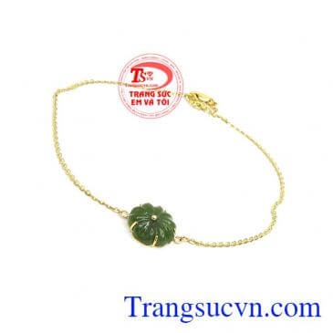 Lắc Chân Vàng Hoa Ngọc chế tác tinh xảo, kiểu dáng mới lạ, tôn vẻ nữ tính, sang trọng phái đẹp,