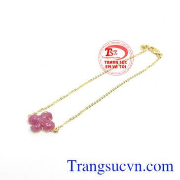 lắc chân được nhiều phái đẹp ưa chuộng, phù hợp làm quà tặng trong những dịp ý nghĩa. Lắc Chân Cỏ Bình An