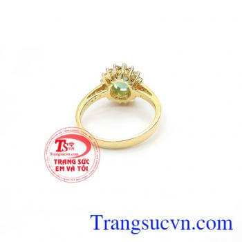 Nhẫn Nữ vàng 18k gắn đá tự nhiên