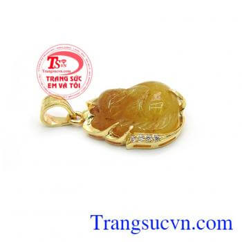 Mặt dây hồ ly là biểu tượng của sự khôn khóe trong giao tiếp, ứng xử trong cuộc sống.