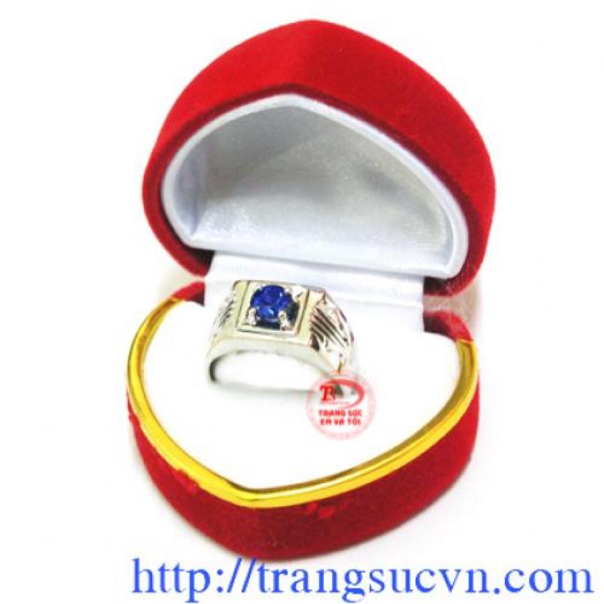 Nhẫn saphir thiên nhiên xanh lam