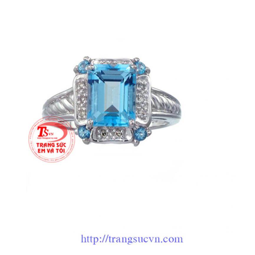 Nhẫn topaz vuông