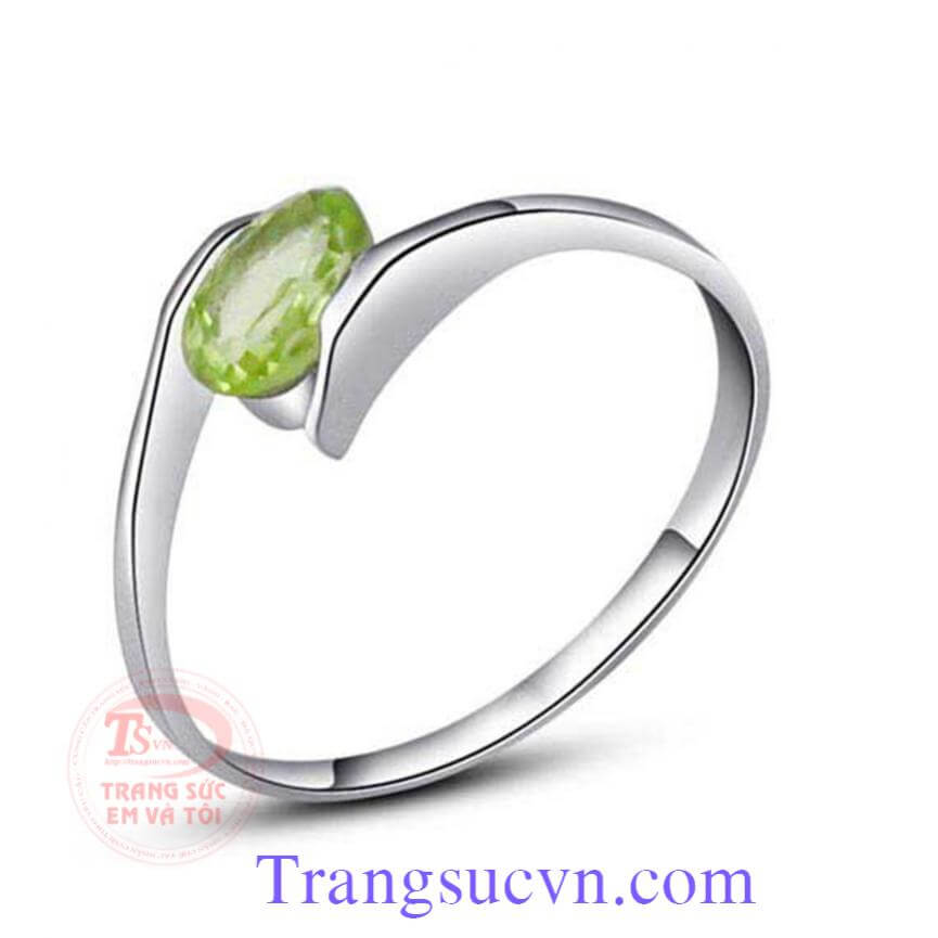 Nhẫn nữ đẹp vàng trắng peridot