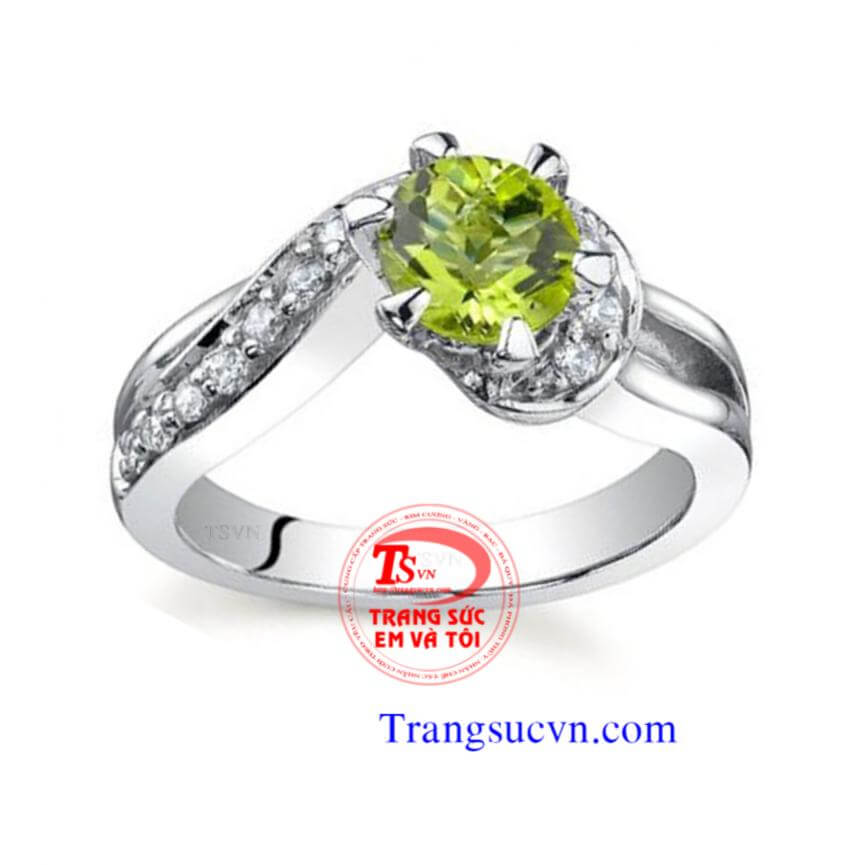 Nhẫn đá quý mệnh hỏa vàng trắng đá peridot