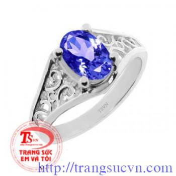 Nhẫn nam gắn đá topaz xanh