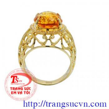 Chắc chắn bạn sẽ hài lòng với sản phẩm này. nhẫn saphire vàng