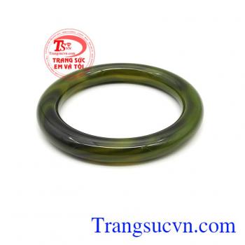 Vòng mã não hàng chất lượng là sản phẩm vòng mã não thiên nhiên, sản phẩm đẹp, là món quà dành tặng các bà, các mẹ.