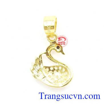 Thiên nga là biểu tượng của sự sang trọng, hiên ngang, vậy còn chờ gì mà không mua ngay hôm nay,Mặt dây thiên nga vàng 10k
