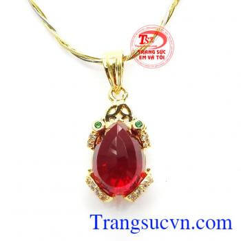 Mặt dây cóc ngậm tiền vàng mắt xanh