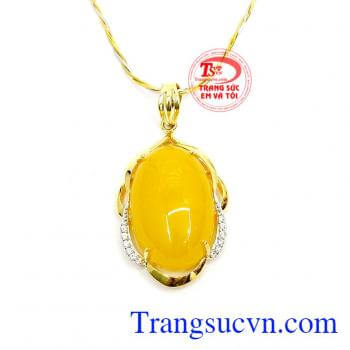 Mặt dây nữ quý tộc