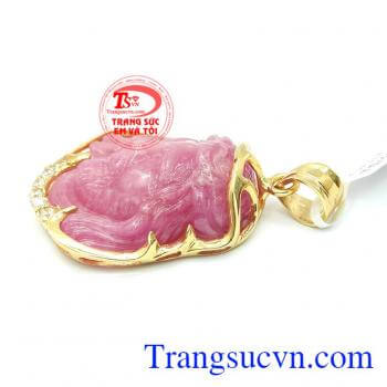 Mặt Chúa Giê-xu ruby thiên nhiên