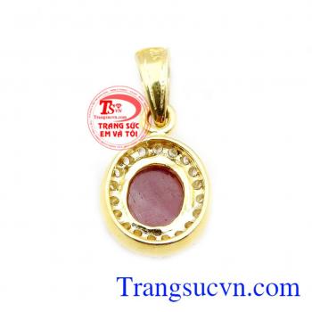 Mặt dây ruby quý phái