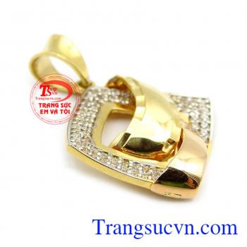 Mặt dây nữ xinh đẹp