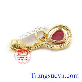 Mặt dây ruby xinh xắn