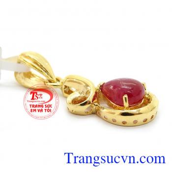 Mặt dây ruby xinh xắn