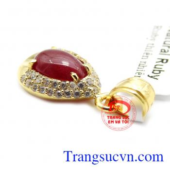 Mặt dây ruby