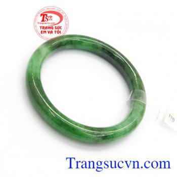 Vòng ngọc jadeite sơn thủy