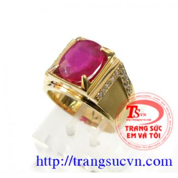 Nhẫn vàng tây ruby