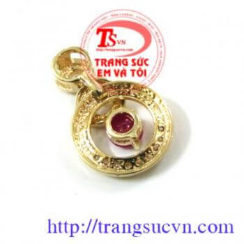 Mặt Ruby vàng tây