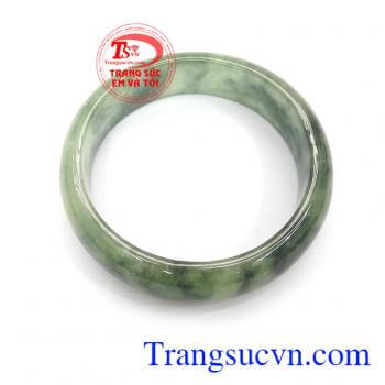 Vòng ngọc miến điện đẹp