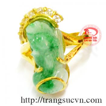 Sản phẩm bền đẹp, hợp phong thủy, giao hàng trên toàn quốc. Tỳ hưu ngọc jadeite.