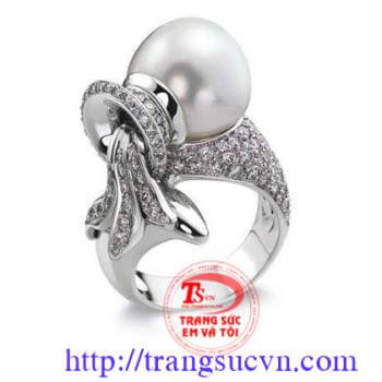 Sản phẩm có tính bền đẹp cao, giao hàng trên toàn quốc, bảo hành uy tín