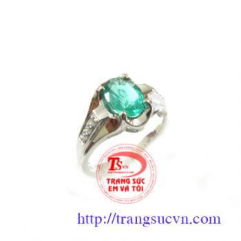 Mệnh hỏa Emerald