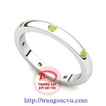 Nhẫn nữ peridot cao cấp