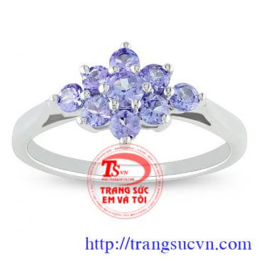 Nhẫn nữ đá topaz thiên nhiên