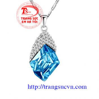 Mặt đá topaz đẹp vàng trắng