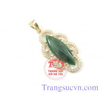 Mặt dây được chế tác trên chất liệu vàng tây 14k,Mặt dây dày đẹp