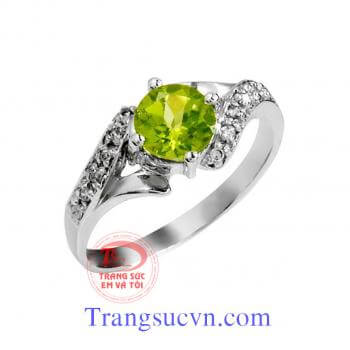 Nhẫn nữ vàng tây gắn đá Peridot thiên nhiên