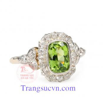 Nhẫn peridot cầu kỳ