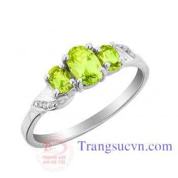Nhẫn nữ vàng tây gắn đá Peridot thiên nhiên