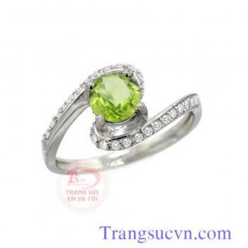 Nhẫn cuốn peridot