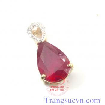 Ruby phi mặt dây chuyền