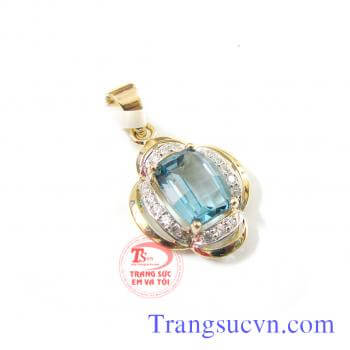 Mặt dây chuyền Topaz bình an