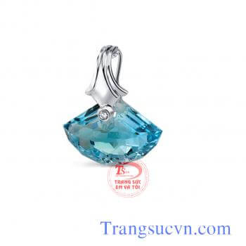 Mặt dây chuyền vàng trắng topaz