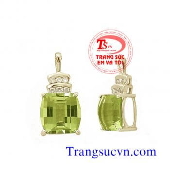 Mặt dây vàng tây gắn đá peridot thiên nhiên