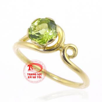 Nhẫn nữ vàng tây gắn đá Peridot thiên nhiên