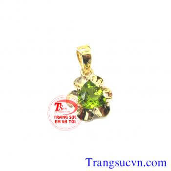 Mặt dây đá peridot vàng tây 10k
