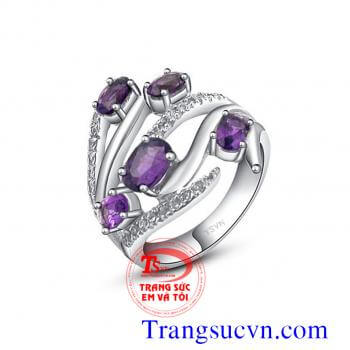 Thạch anh tím thiên nhiên