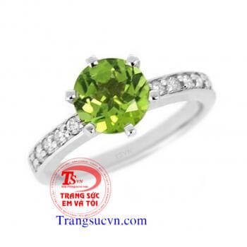 Nhẫn nữ đá tròn peridot vàng tây 10k