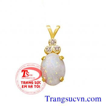 Mặt dây chuyền đá opal