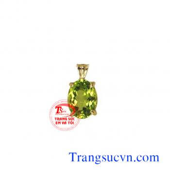 Mặt dây chuyền vàng gắn đá peridot