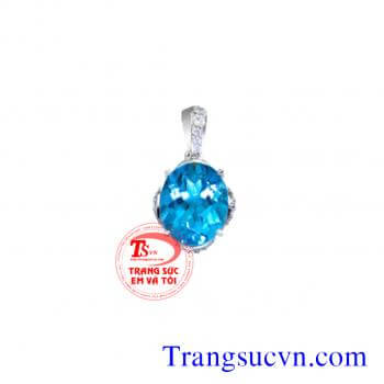 Hoa tai đá topaz vàng trắng