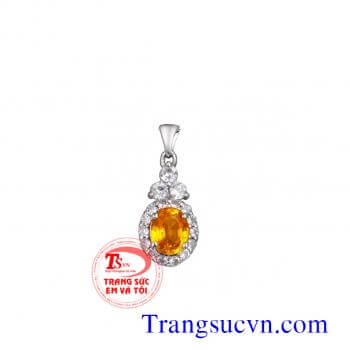 Mặt dây vàng 18k saphir vàng