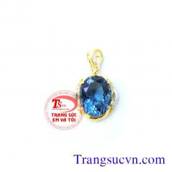 Mặt dây đá topaz