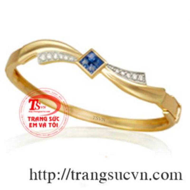Vòng vàng gắn saphire thiên nhiên