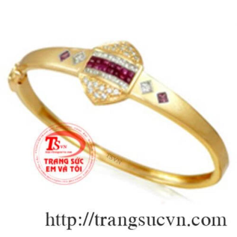 vòng tay đính đá 